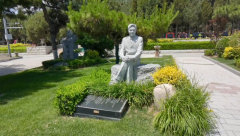 孙礼仁纪念碑完工：以《思索》之名，传承艺术之魂