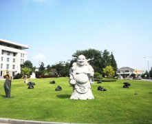 石雕艺术：凝固的时光，永恒的美学